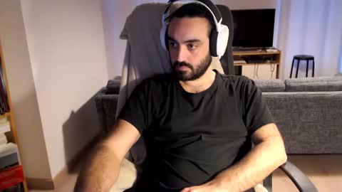 yeeaahoo online show from 02.04.26