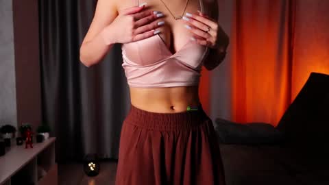 Snapshot of yeepshyy chatting on 01.08.25 Kate online show from 01.08.25