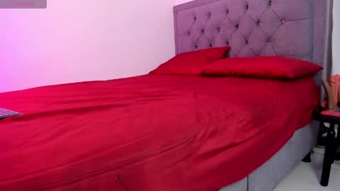 Yei - Cod. Every day tomorrow and afternoon online show from 03.29.26