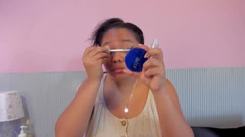 yeika_foxy online show from 12.17.25