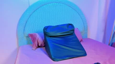 yeika_foxy online show from 04.19.26