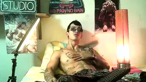 yeisoncastellanos1999 online show from 11.11.25