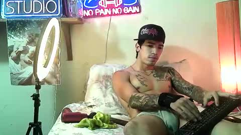 yeisoncastellanos1999 online show from 02.21.26