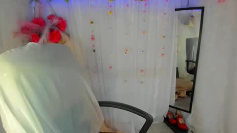 YELINA online show from 02.22.26