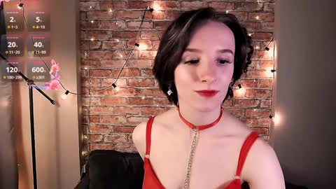 Snapshot of yellow_songbird chatting on 01.18.25 Liya online show from 01.18.25