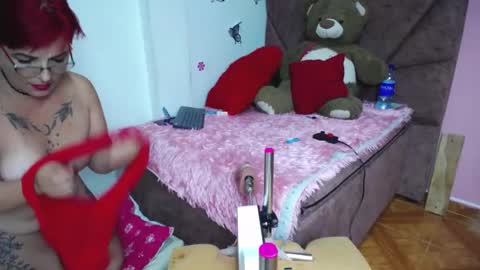 Snapshot of yeny_sex chatting on 09.13.25 yeny_sex online show from 09.13.25