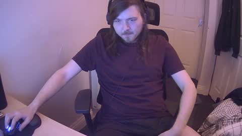 Snapshot of yeovil_alex chatting on 12.20.24 Alex online show from 12.20.24