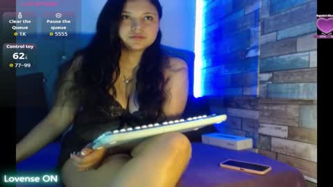 Snapshot of yesamin_stone18 chatting on 05.21.26 yesamin_stone18 online show from 05.21.26