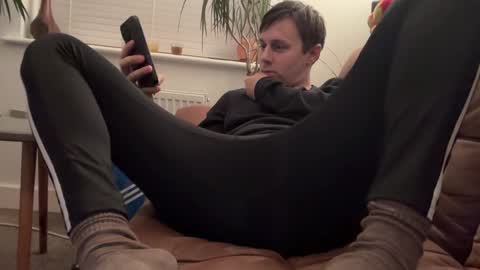 Snapshot of yesimlonely chatting on 02.09.25 Sal online show from 02.09.25