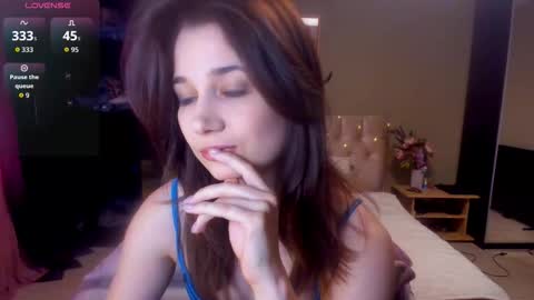 Sofie online show from 02.10.26