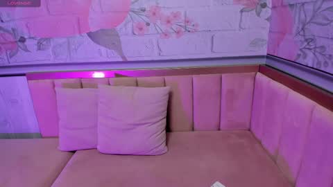 Snapshot of yess__daddy chatting on 02.11.25 yess__daddy online show from 02.11.25