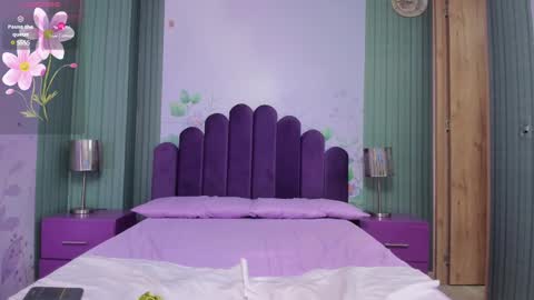 Snapshot of yess__daddy chatting on 02.28.25 yess__daddy online show from 02.28.25