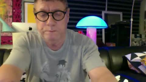 yessex247 online show from 02.19.25