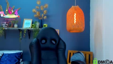 Snapshot of yessika_parker chatting on 11.13.25 yessika_parker online show from 11.13.25