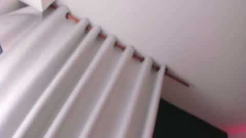 YESSIKA online show from 12.11.24