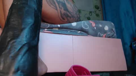 yeyecandy online show from 10.24.25