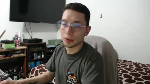 yinmao08 online show from 02.19.26