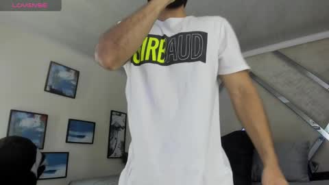 Yiyo online show from 03.05.25