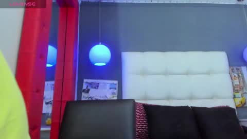 Yiyo online show from 10.10.25