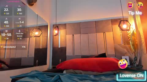 yizus_bonz online show from 12.15.24