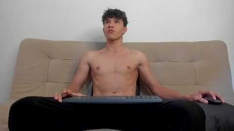 yizus_bonz online show from 06.13.26