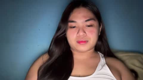 Snapshot of yllanahard chatting on 12.22.24 yllana love online show from 12.22.24