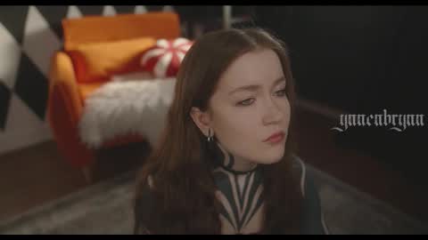 ynnenbrynn online show from 02.02.26