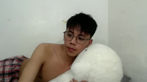 ynotyu online show from 05.13.26