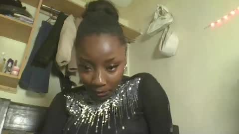 ynw749034 online show from 07.14.26