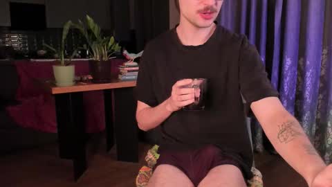 Max online show from 02.12.26