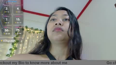 Snapshot of yoga_yogi chatting on 03.08.25 yoga_yogi online show from 03.08.25