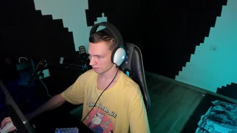 You can ask my name in pm online show from 04.18.26