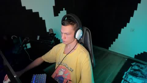 You can ask my name in pm online show from 04.18.26