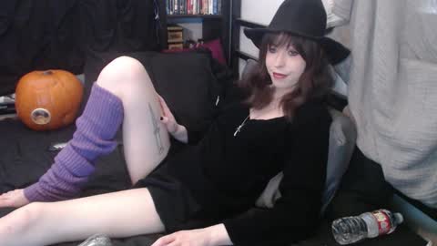 Yokai Girl online show from 10.28.25