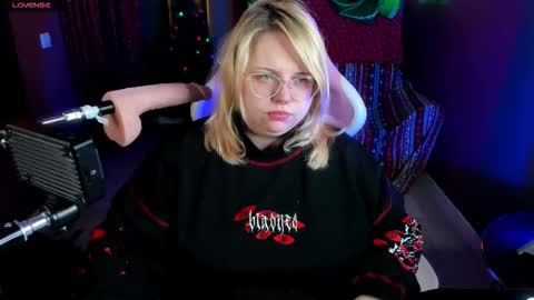 Yoki online show from 12.22.25