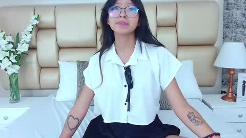 Yommi Winx online show from 03.08.25