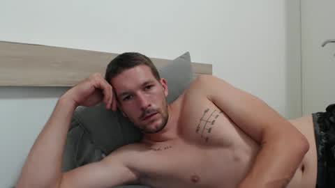 Snapshot of yone23 chatting on 09.27.25 yone23 online show from 09.27.25