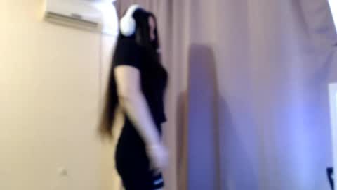 Sophie online show from 04.06.26