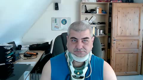 Snapshot of yoschi1976 chatting on 12.26.24 yoschi1976 online show from 12.26.24