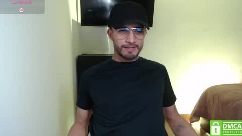 yoshy_man online show from 05.08.26