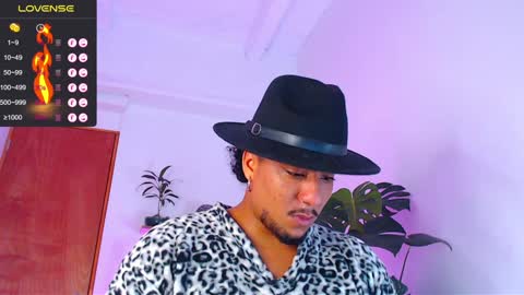 Enzo online show from 01.08.25