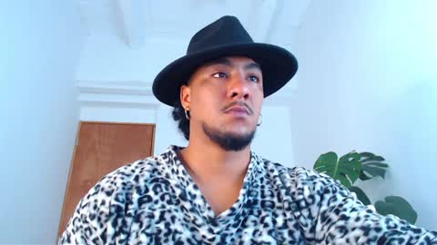 Enzo online show from 01.30.25