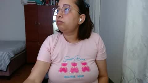 Snapshot of yoss_big88 chatting on 02.10.25 yoss big88 online show from 02.10.25