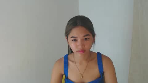 Snapshot of yosufloversweet chatting on 02.03.25 fin online show from 02.03.25