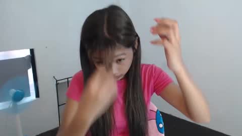 Snapshot of yosufloversweet chatting on 02.16.25 fin online show from 02.16.25