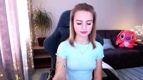 Snapshot of you_dreaam chatting on 01.15.25 you_dreaam online show from 01.15.25