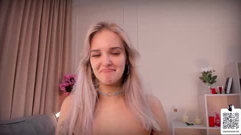 Snapshot of you_fell_in_love chatting on 02.21.25 Elizabeth brunette -- Darline blonde online show from 02.21.25