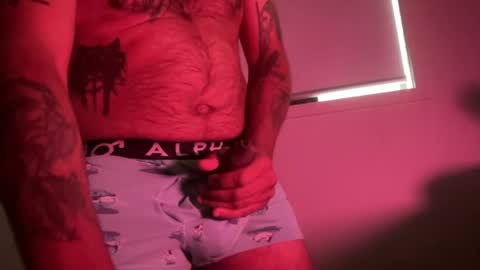 Snapshot of you_squirt chatting on 05.19.26 Blackmeat online show from 05.19.26