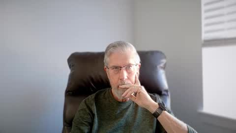 Colorado Guy Straight online show from 11.09.25