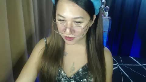 Snapshot of yougotmeanna chatting on 04.09.26 Your Dream Pinay Anna online show from 04.09.26